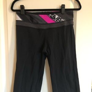 Lululemon reversible workout crops
